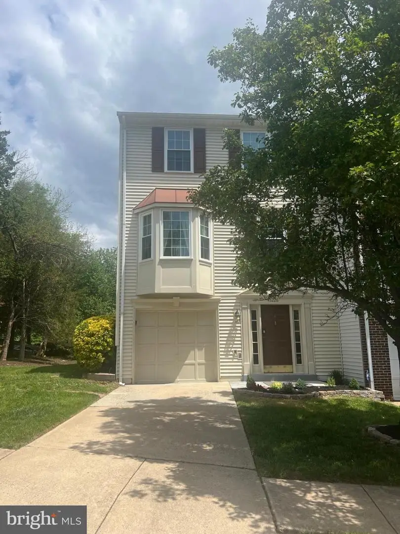 43226 Clearnight Ter, Ashburn, VA 20147 - #2