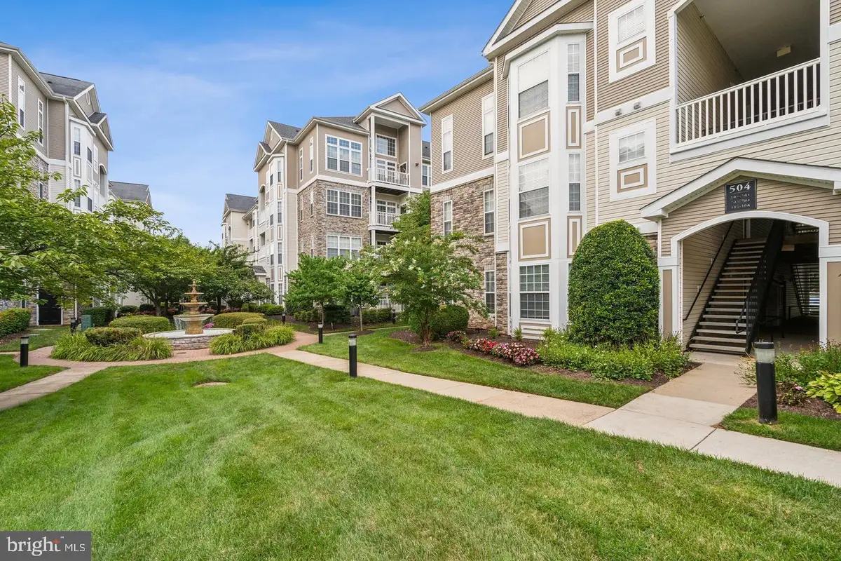 504 Sunset View Ter Se #301, Leesburg, VA 20175 - #1