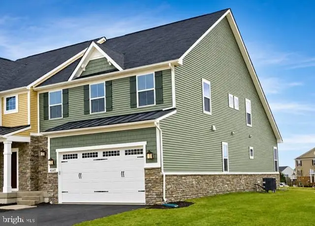 41657 Mcmonagle Sq, Aldie, VA 20105 - #1