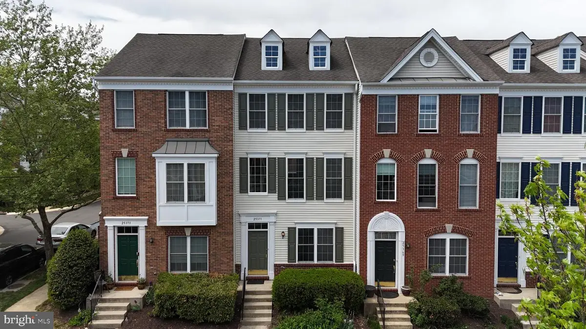 25371 Shipley Terrace, Chantilly, VA 20152 - #1