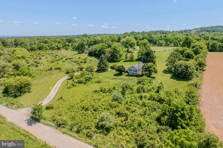 35339 Appalachian Trail Rd, Round Hill, VA 20141 - #3