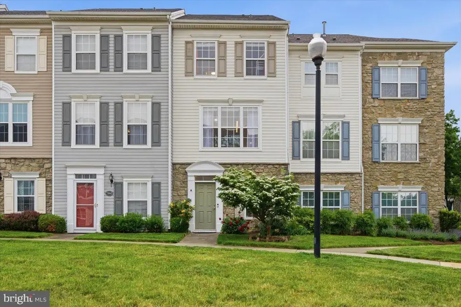 21845 Jarvis Sq, Ashburn, VA 20147 - #2