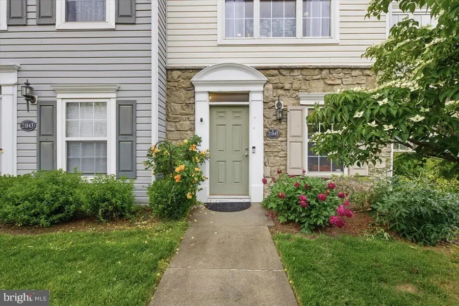 21845 Jarvis Sq, Ashburn, VA 20147 - #3