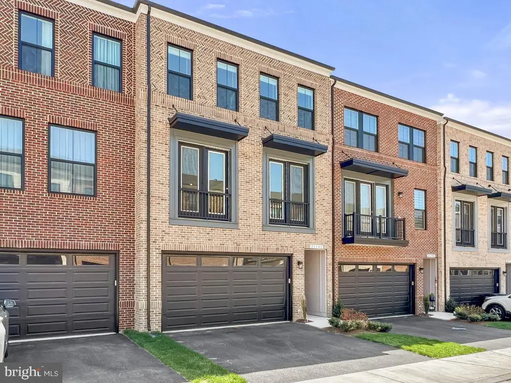 21740 Charing Cross Ter, Broadlands, VA 20148 - #1