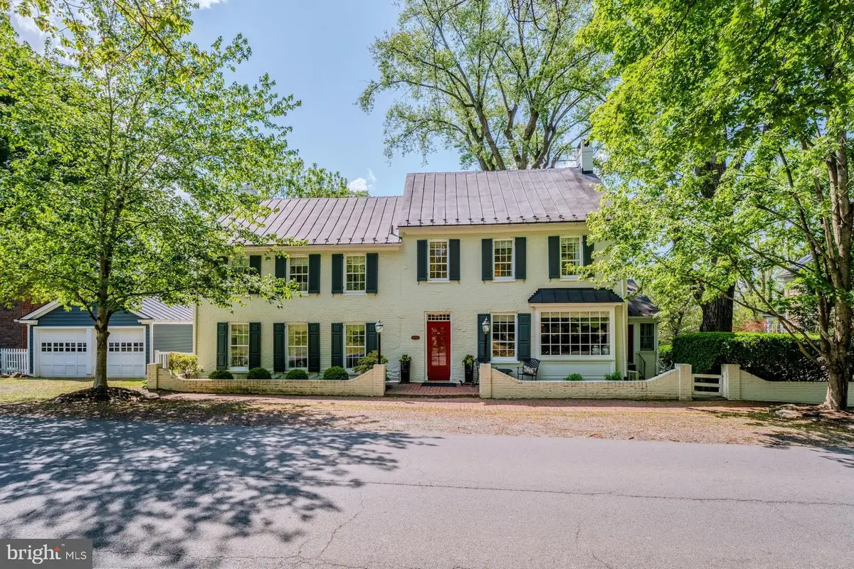 15547 Second St, Waterford, VA 20197 - #1