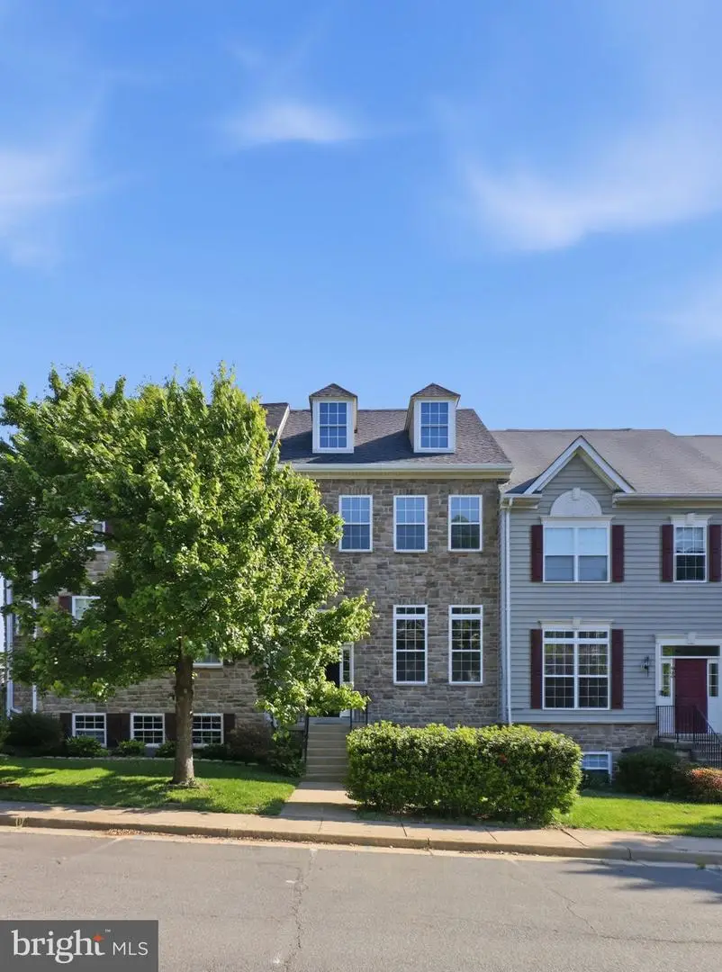 406 Leeds Ridge Ct, Purcellville, VA 20132 - #1