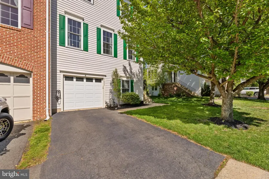 21622 Monmouth Ter, Ashburn, VA 20147 - #2