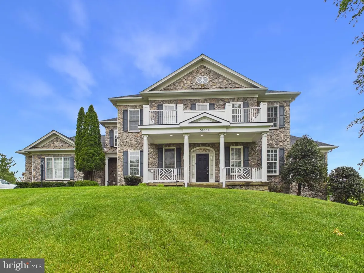38565 Piggott Bottom, Hamilton, VA 20158 - #1