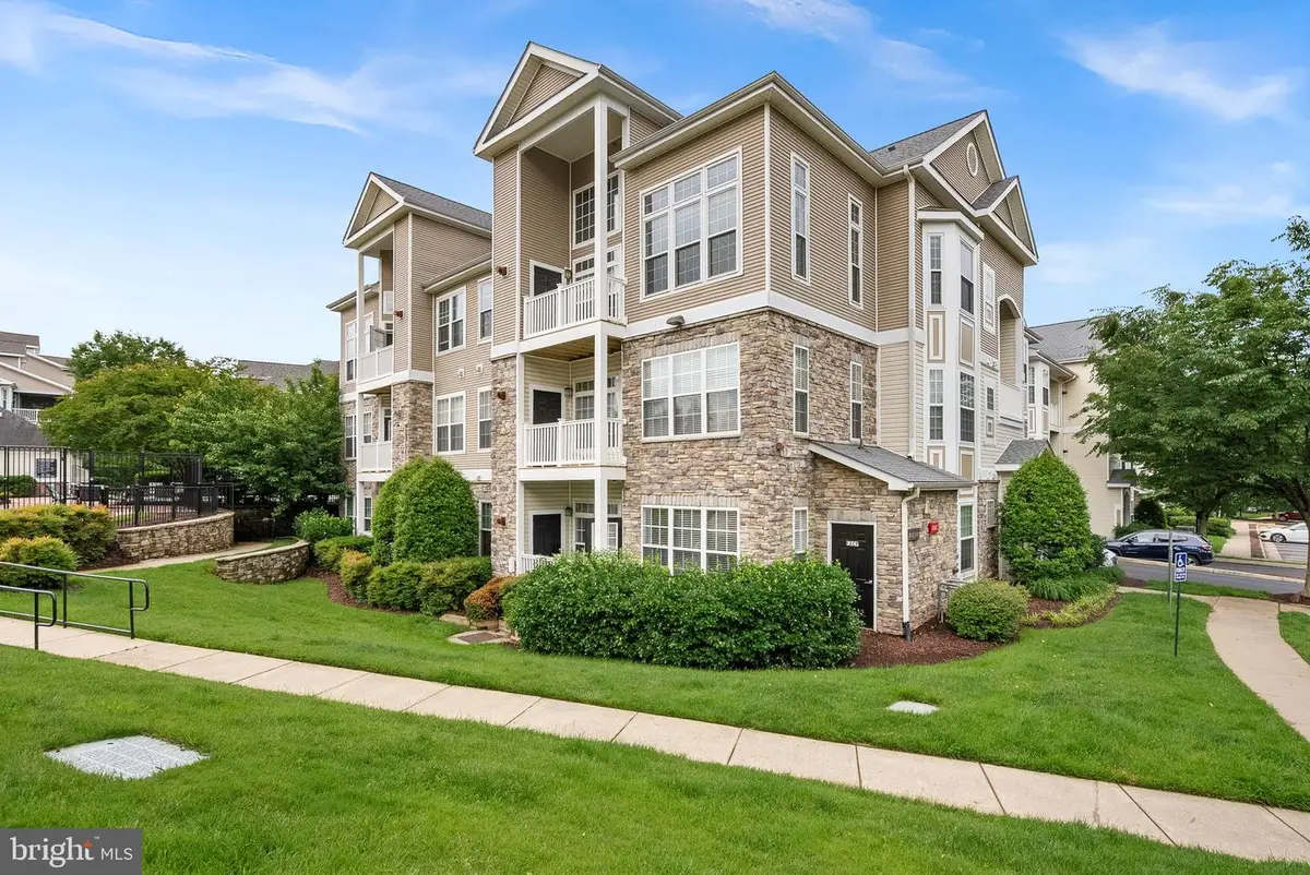 504 Sunset View Ter Se #304, Leesburg, VA 20175 - #1