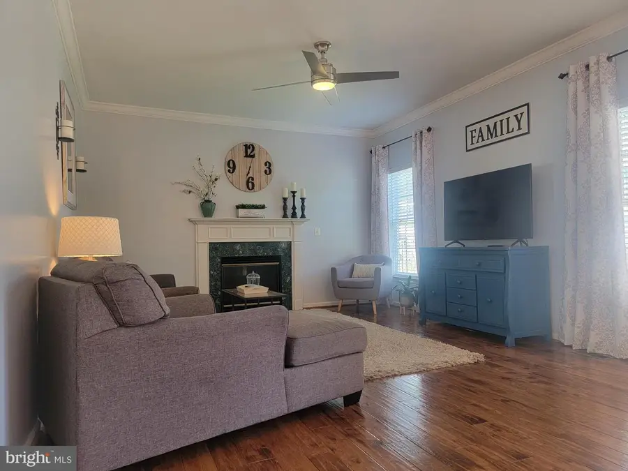 104 Duvall Ct Se, Leesburg, VA 20175 - #3