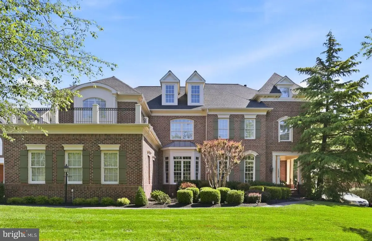 18856 Ridgeback Ct, Leesburg, VA 20176 - #1