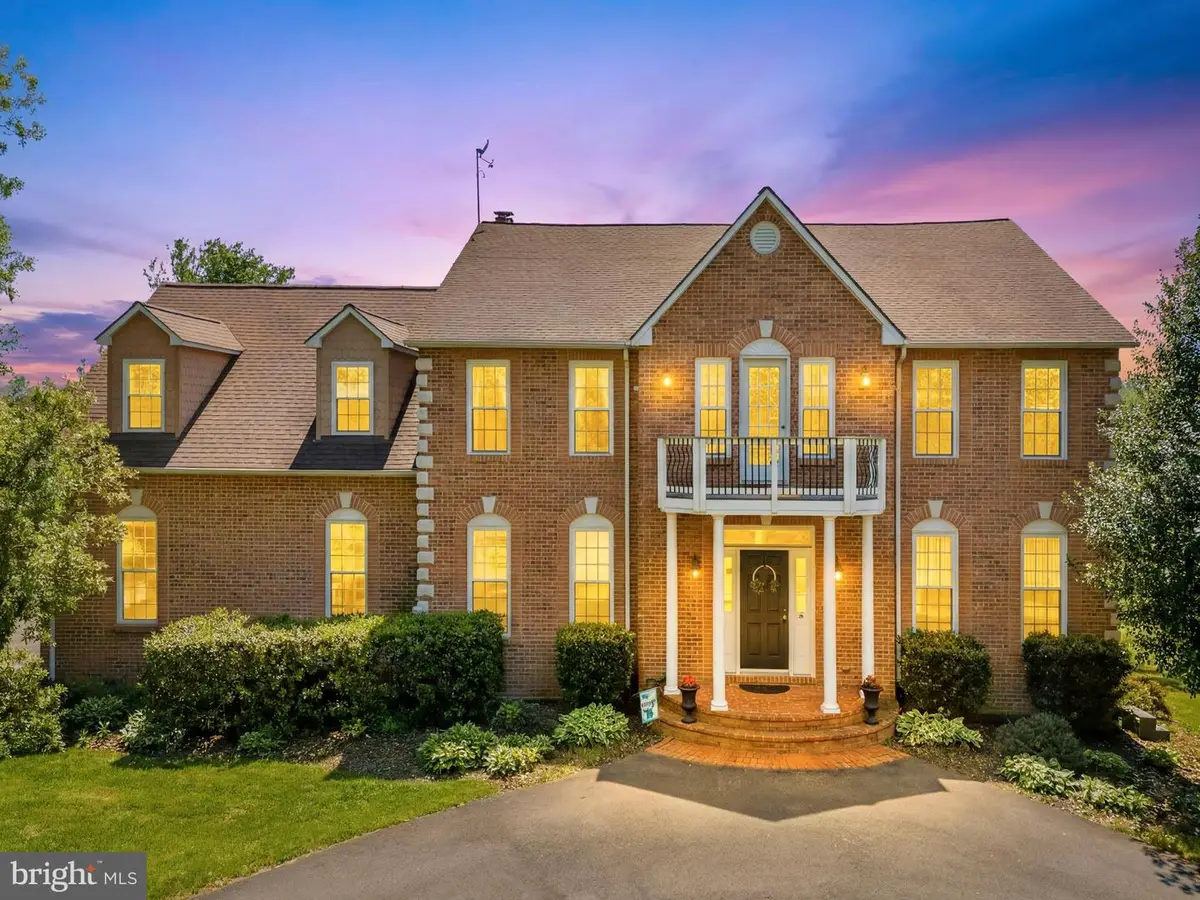 16050 Hamilton Station Rd, Waterford, VA 20197 - #1