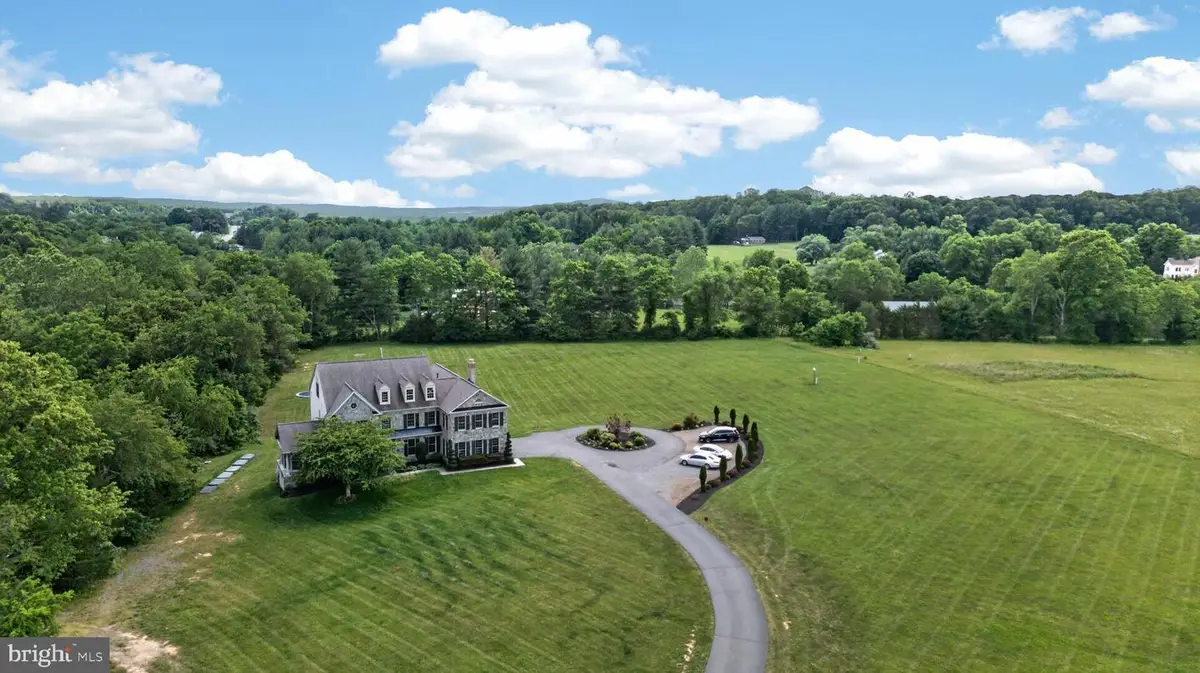 40393 Browns Creek Pl, Leesburg, VA 20175 - #1
