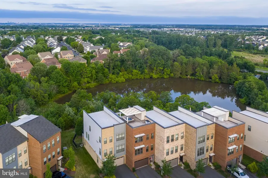 23072 Sullivans Cove Sq, Brambleton, VA 20148 - #3