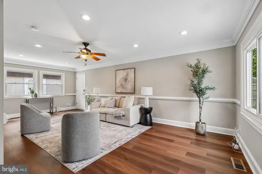 108 N Cypress Rd N, Sterling, VA 20164 - #3