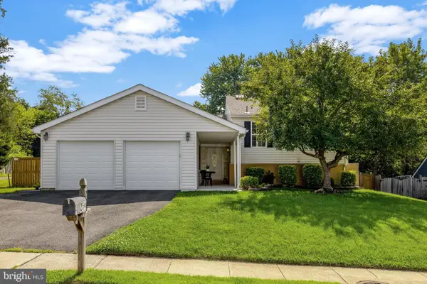 254 E Juniper Ave E, STERLING, VA 20164