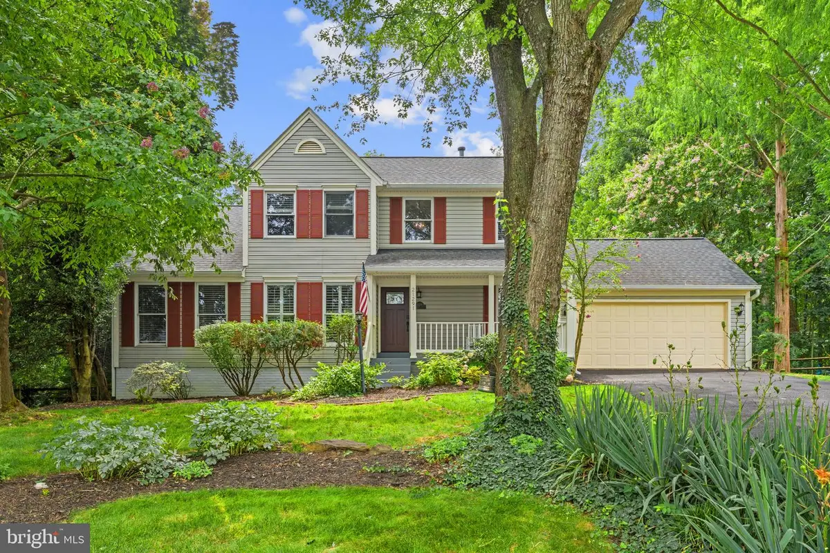 21291 Smokehouse Ct, Ashburn, VA 20147 - #1