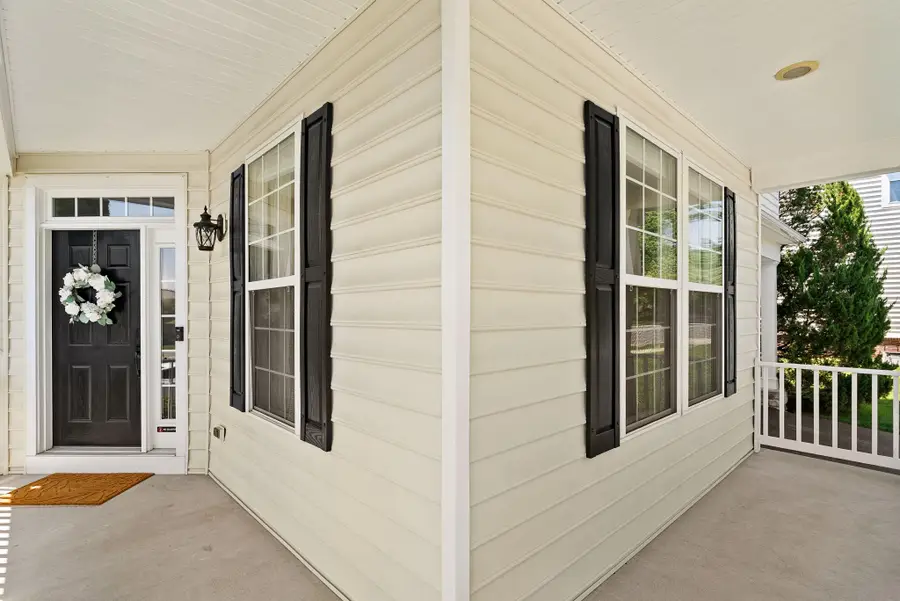 42573 Regal Wood Dr, Ashburn, VA 20148 - #3