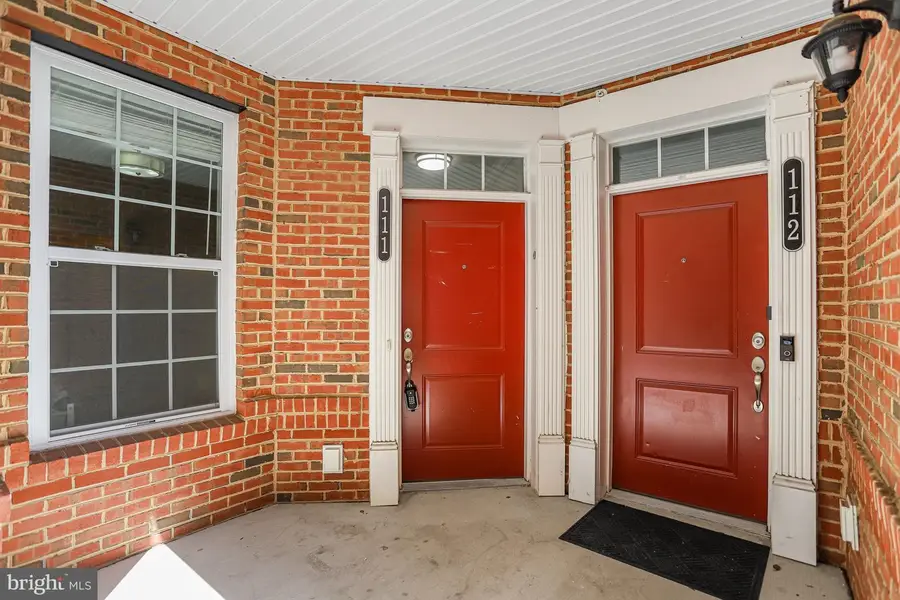 23225 Milltown Knoll Sq #111, Ashburn, VA 20148 - #2