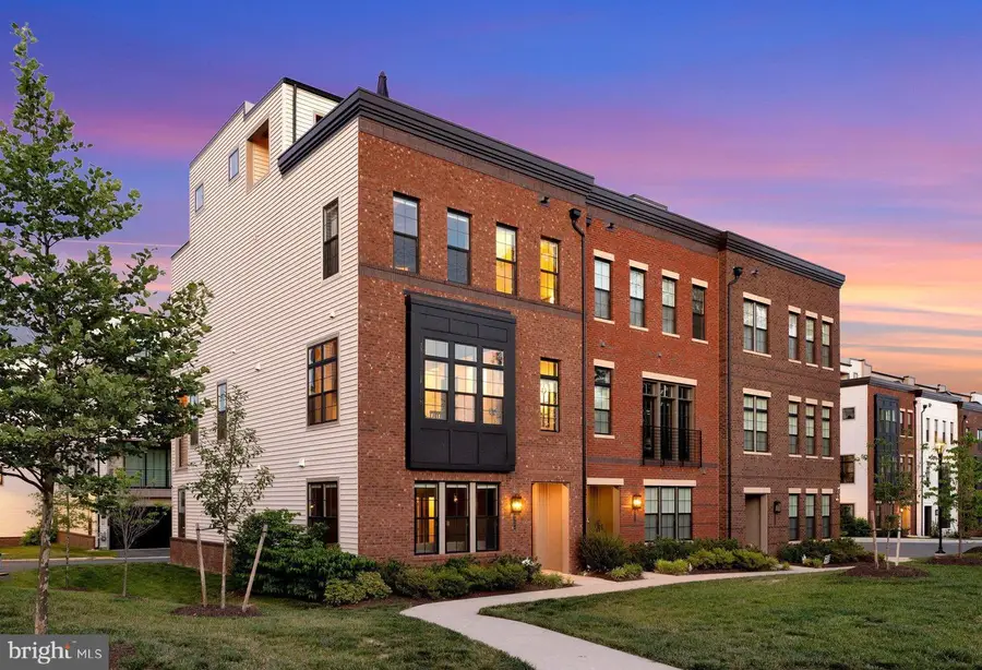 43404 Fifeville Sq, Ashburn, VA 20148 - #2