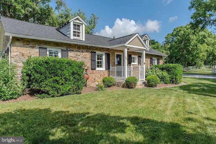 102 Phillips Ct Nw, Leesburg, VA 20176 - #3