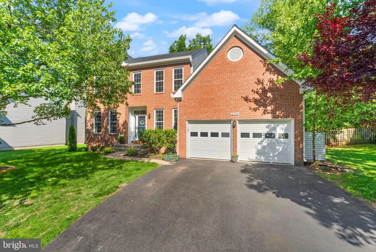 21244 Bullrush Pl, Sterling, VA 20164 - #1