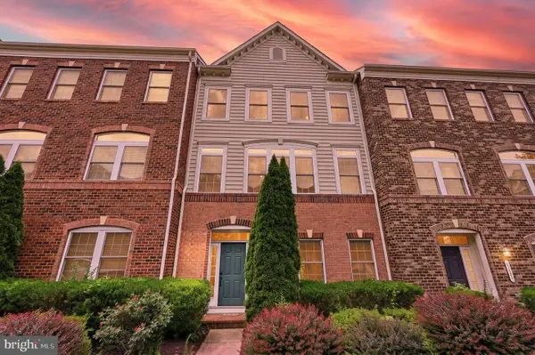 24643 Red Lake Ter, STERLING, VA 20166