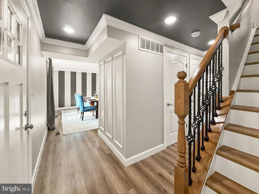 408 Cherry Ln Ne, Leesburg, VA 20176 - #2