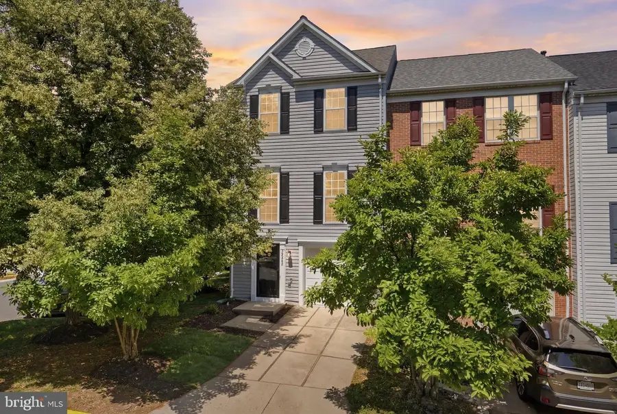 45602 Iron Horse Ter, Sterling, VA 20166 - #2