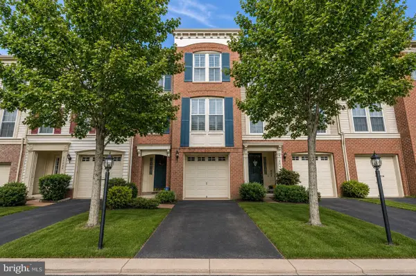 21436 Falling Rock Ter, BROADLANDS, VA 20148