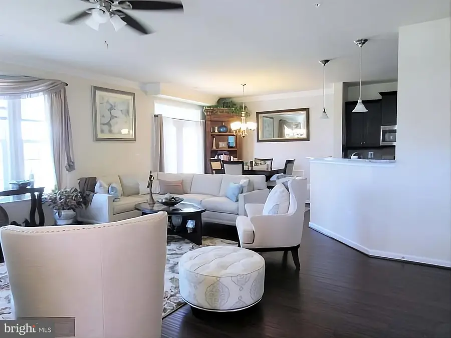42581 Sunset Ridge Sq, Ashburn, VA 20148 - #2