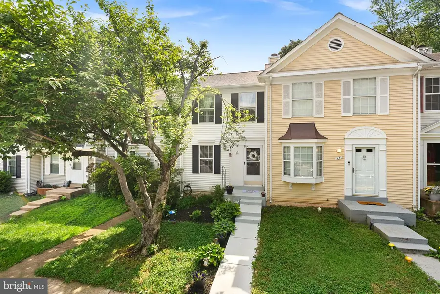 13 Fairmont Pl, Sterling, VA 20165 - #2