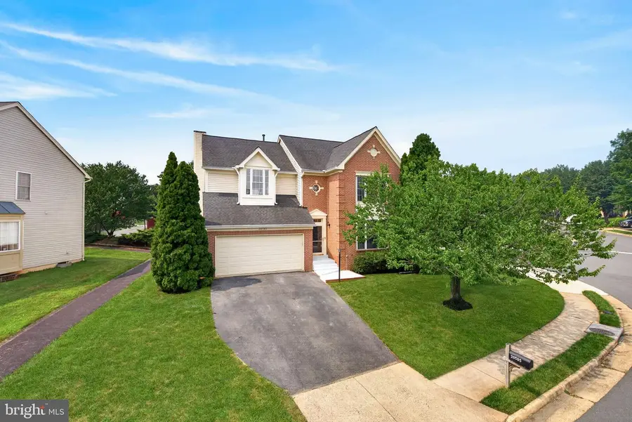 20585 Twelve Oaks Way, Ashburn, VA 20147 - #2