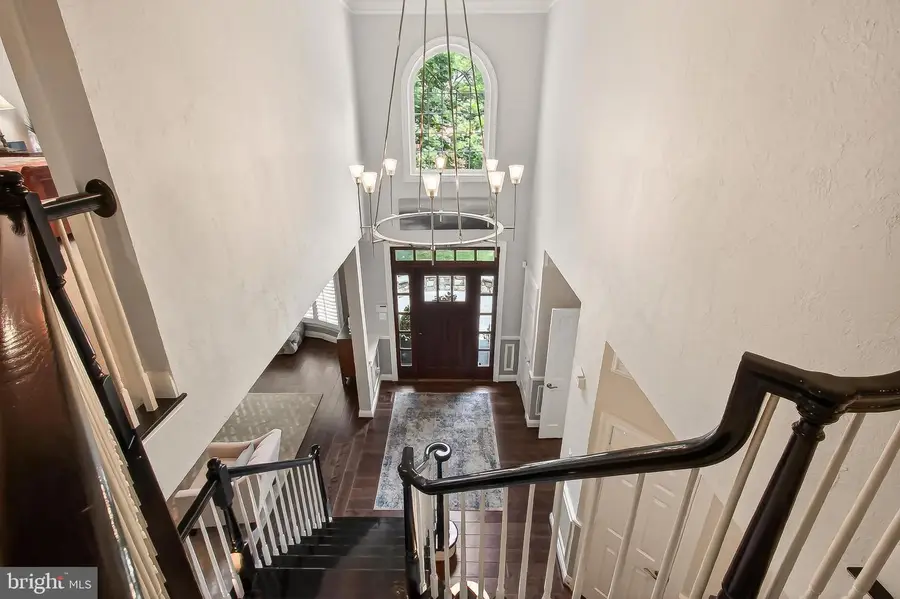 11329 Stonehouse Pl, Sterling, VA 20165 - #2