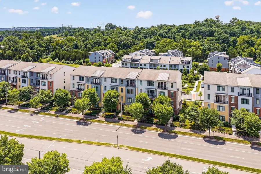 1210 Ribbon Limestone Ter Se, Leesburg, VA 20175 - #2