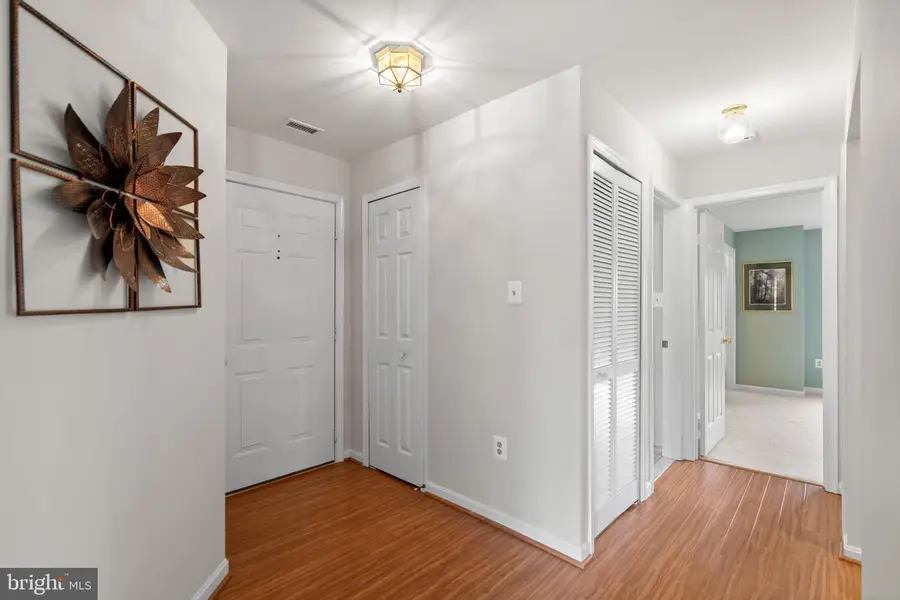 20604 Cornstalk Ter #301, Ashburn, VA 20147 - #3
