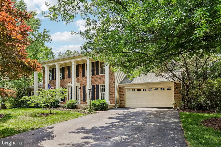 21341 Thimbleweed Ct, Ashburn, VA 20147 - #2