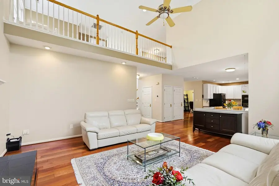 43648 Intrepid St, Chantilly, VA 20152 - #2