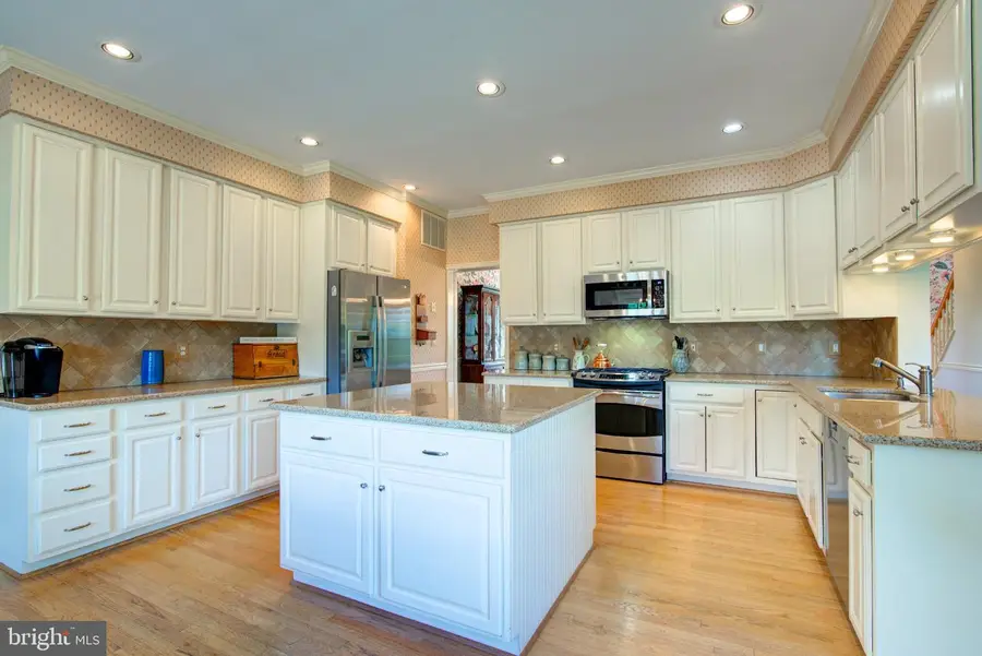 15620 Old Waterford Rd, Waterford, VA 20197 - #2