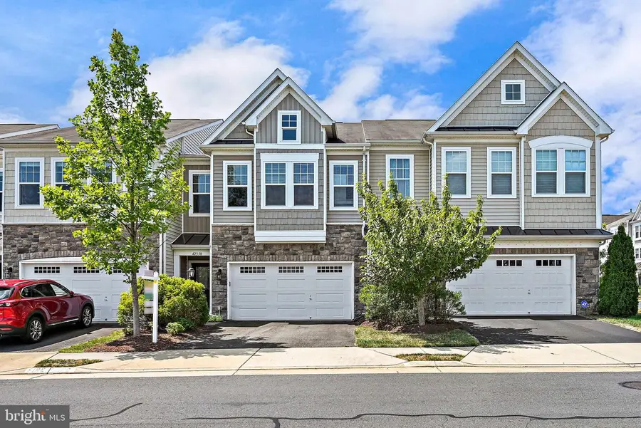 42350 Benfold Sq, Brambleton, VA 20148 - #3
