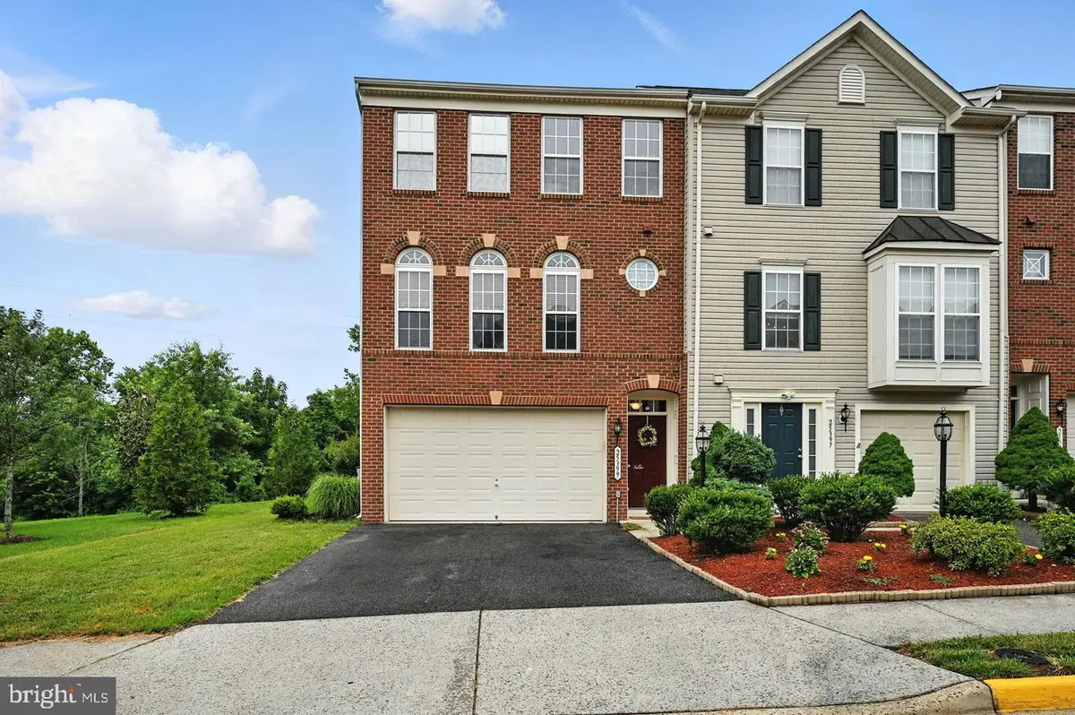 25399 Peaceful Ter, Aldie, VA 20105 - #1