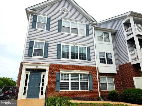 655 Constellation Sq Se #b, LEESBURG, VA 20175