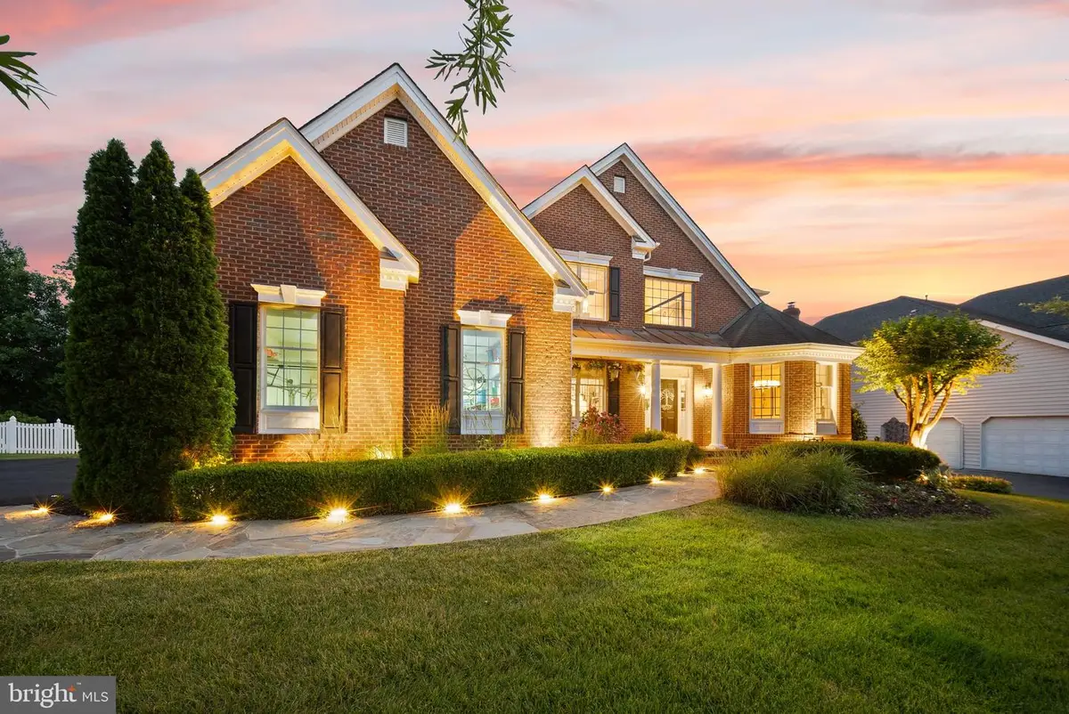 20247 Kiawah Island Dr, Ashburn, VA 20147 - #1