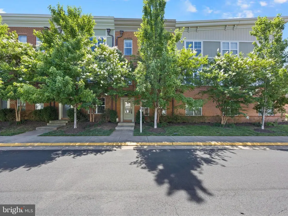 22499 Verde Gate Ter, Brambleton, VA 20148 - #1