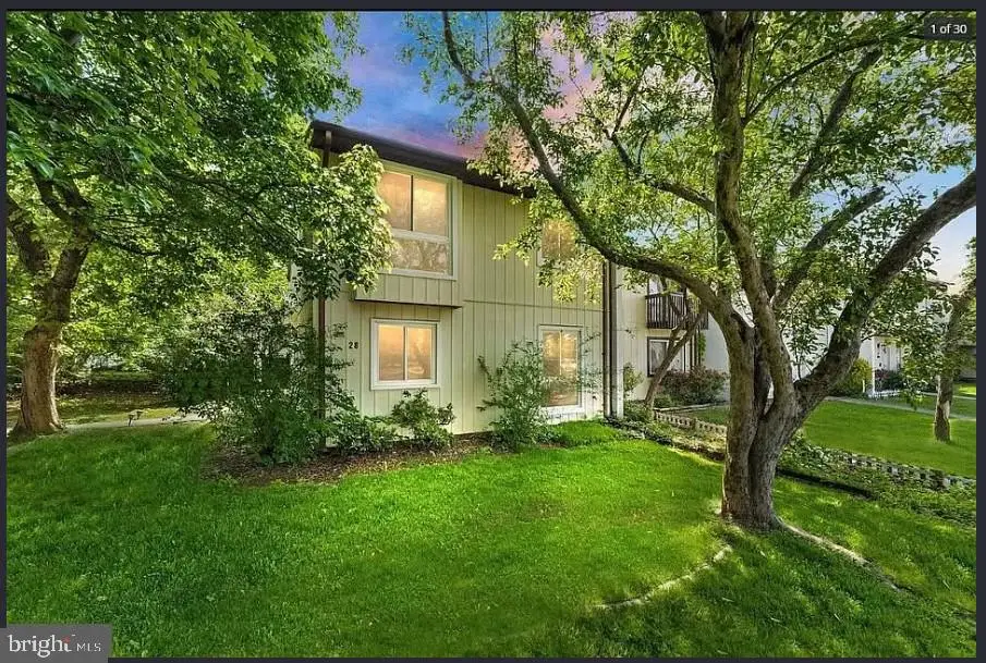 28 Howard Pl Sterling Howard Pl, Sterling, VA 20164 - #1