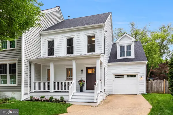 215 Andover Ct Ne, LEESBURG, VA 20176