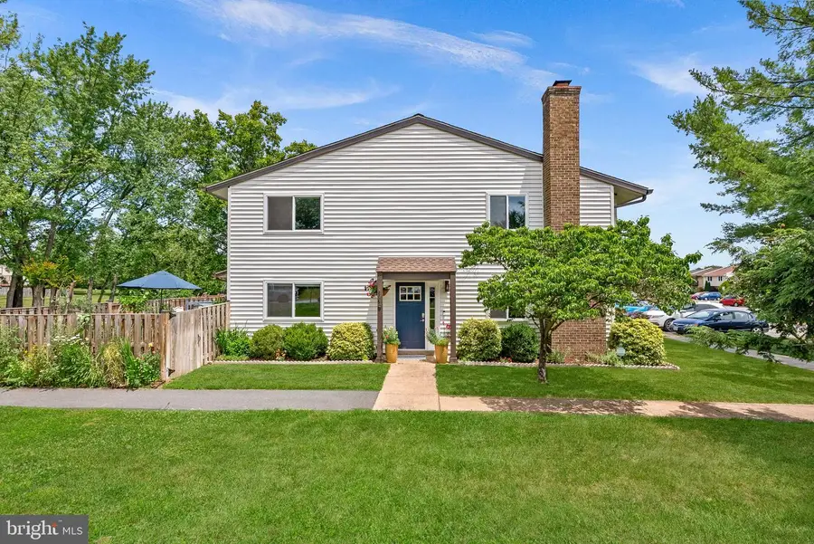119 N Cottage Rd N, Sterling, VA 20164 - #2