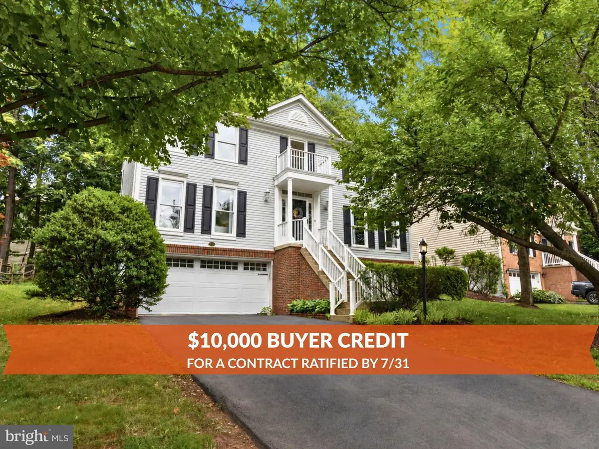 20644 Cutwater Pl, Potomac Falls, VA 20165 - #1