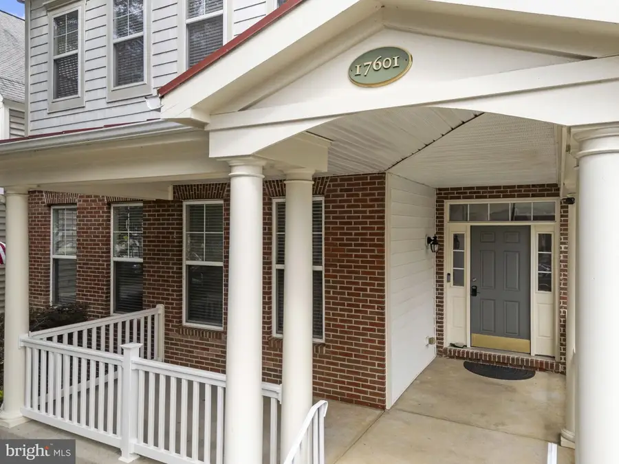 17601 Marbury St, Round Hill, VA 20141 - #3