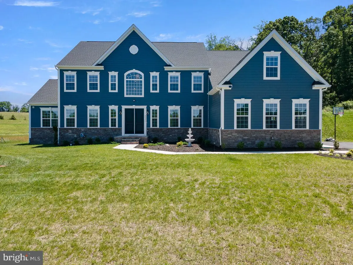 40373 Windyhill Farms Dr, Aldie, VA 20105 - #1